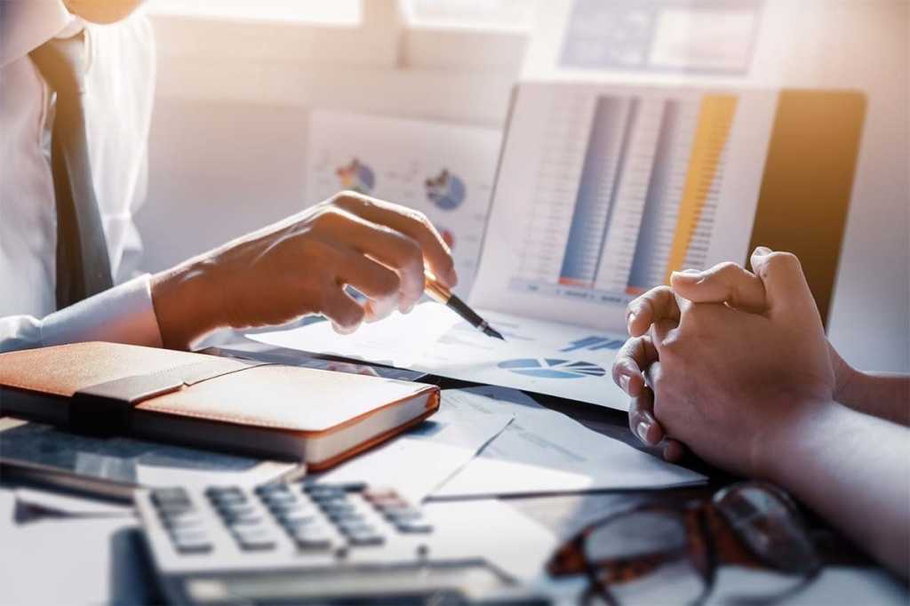 07 how strategy led transformations ease cloud adoption for financial services organizations