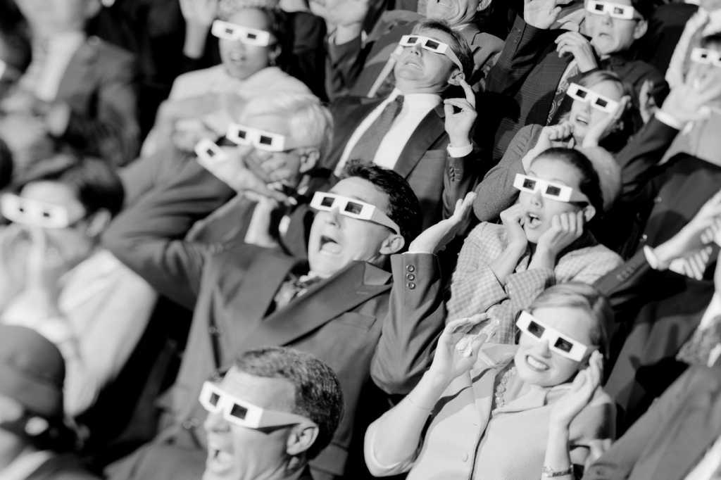 3d theatre glasses retro horror scared crowd