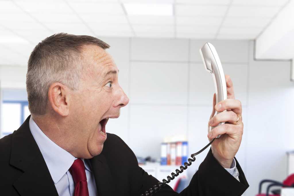 angry businessman 174274954