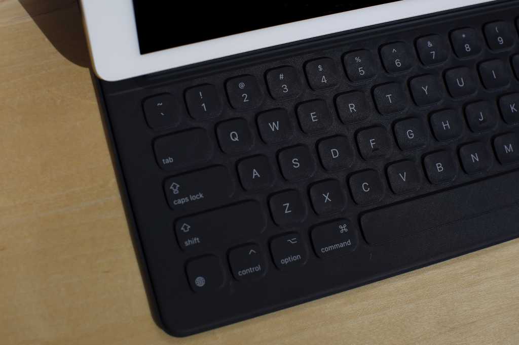 apple smart keyboard ipad pro