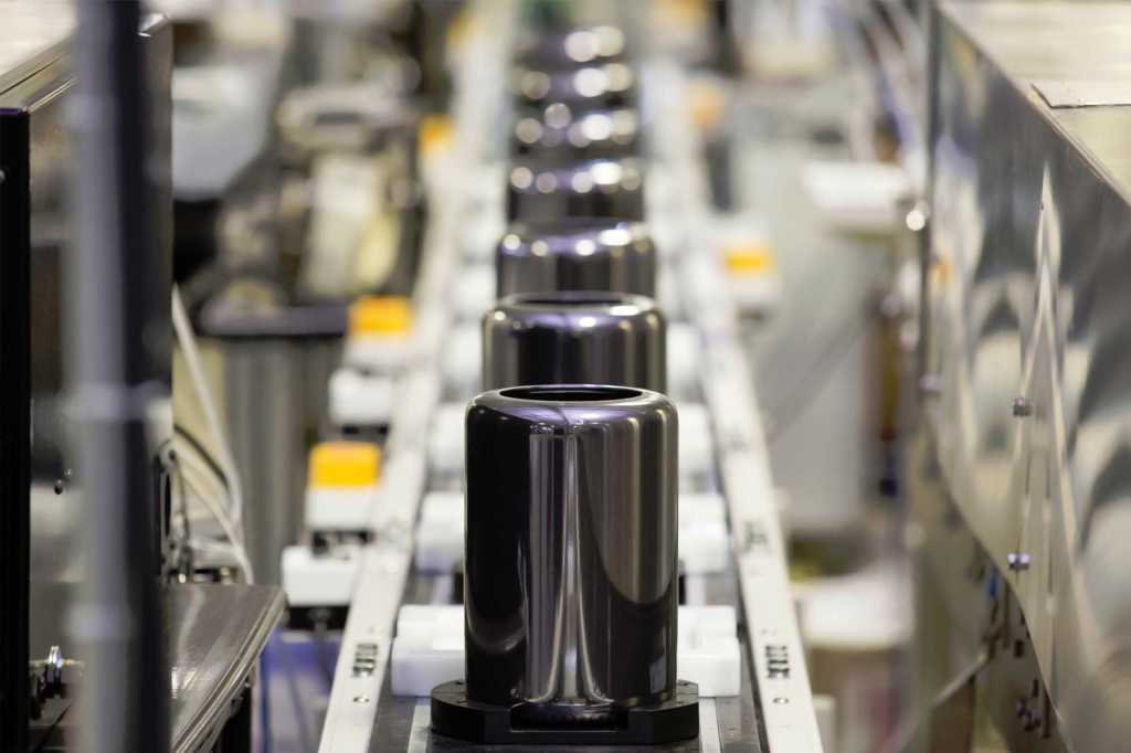 Apple Mac Pro assembly line