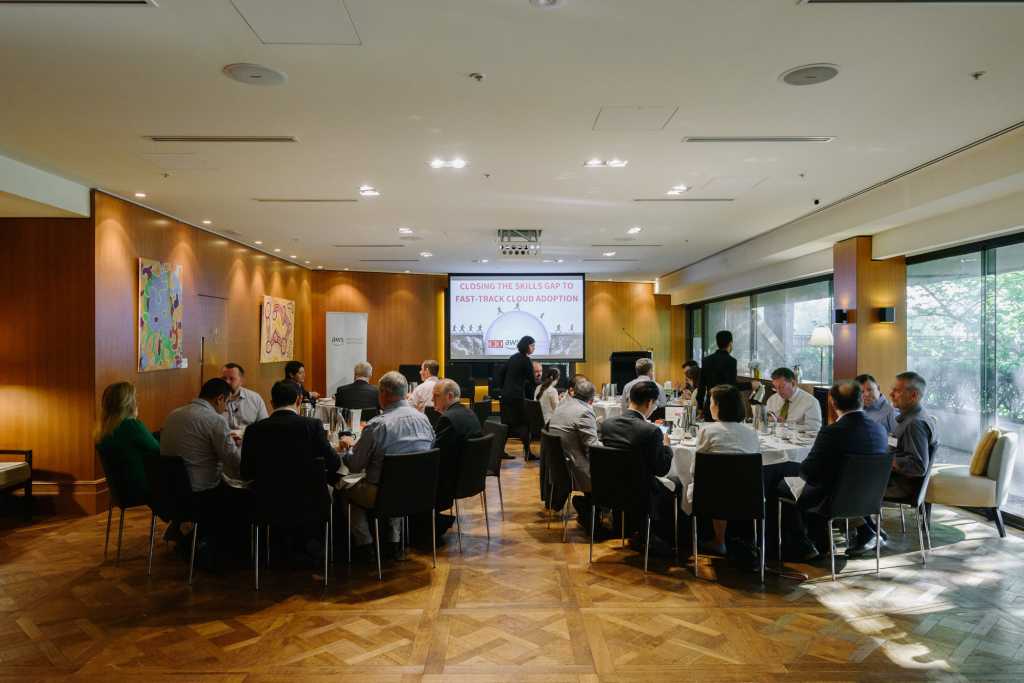 cio aws breakfast 047