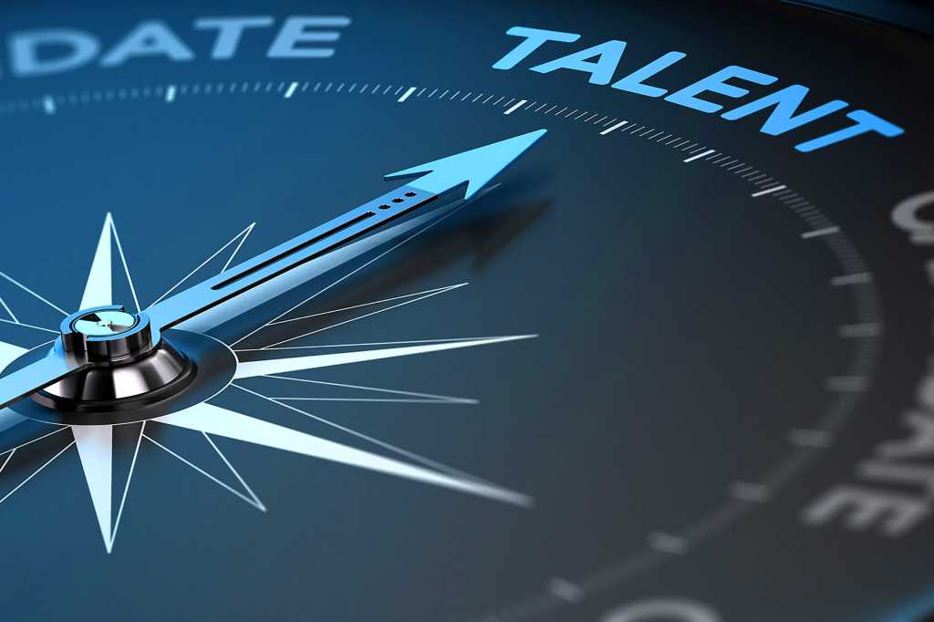 Recruitment > Hiring compass pointing toward talent