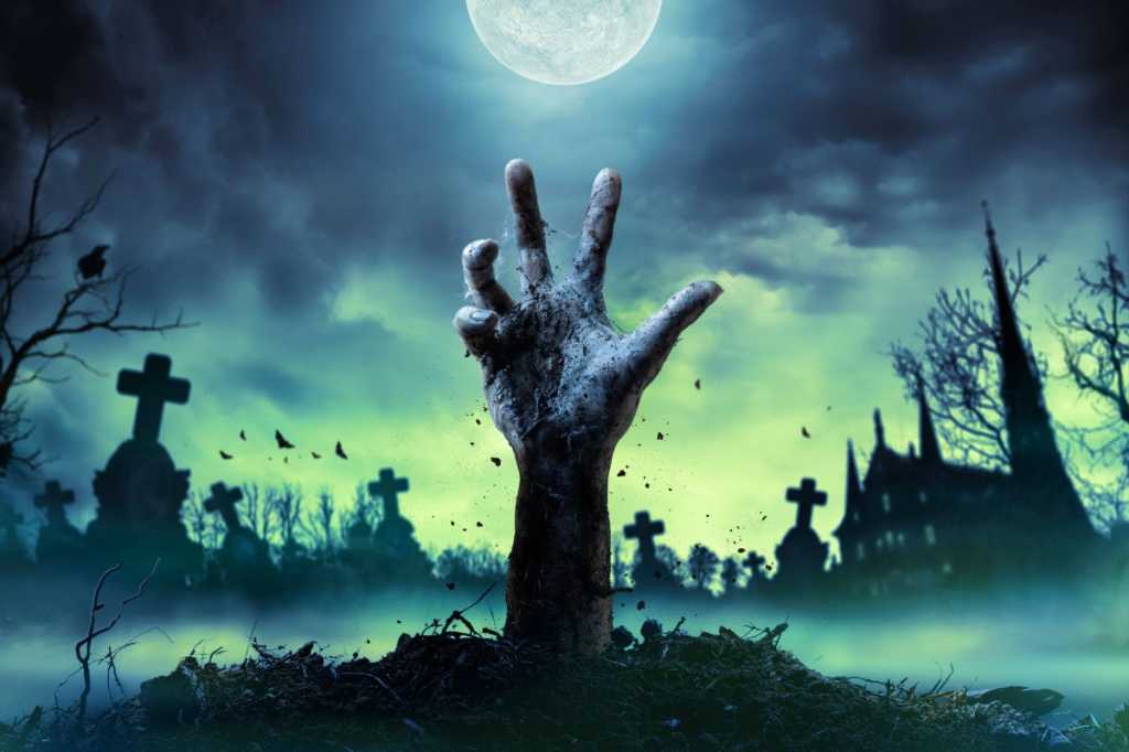 Computerworld - Scary Tech [Slide-04] - Zombie botnets. Zombies. Yikes.