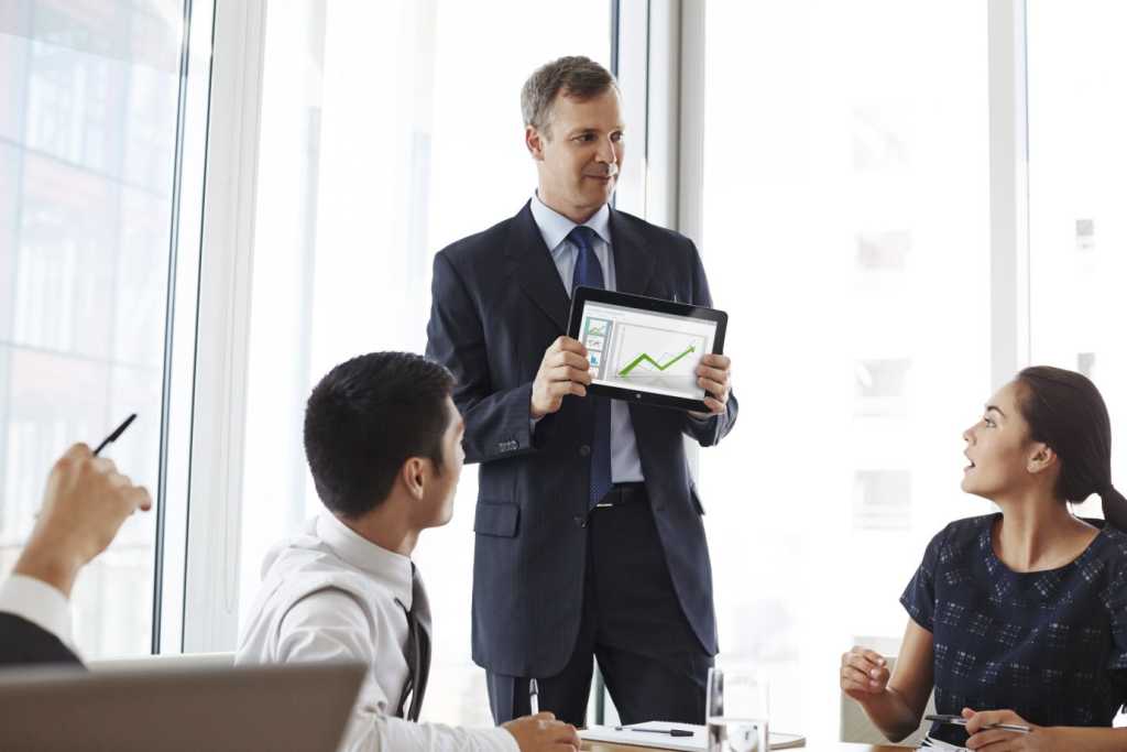empowering employees with mobility image.jpg