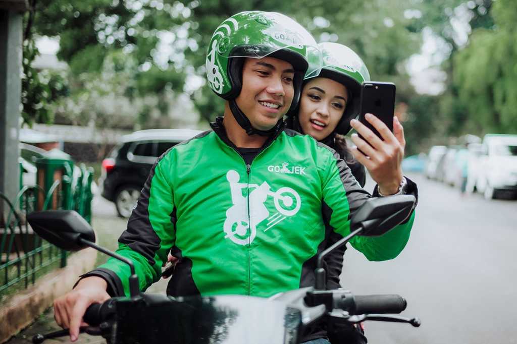 GO-JEK > Indonesia > Motorcycle ride-hailing phone service