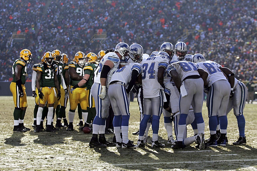 huddle football collaboration