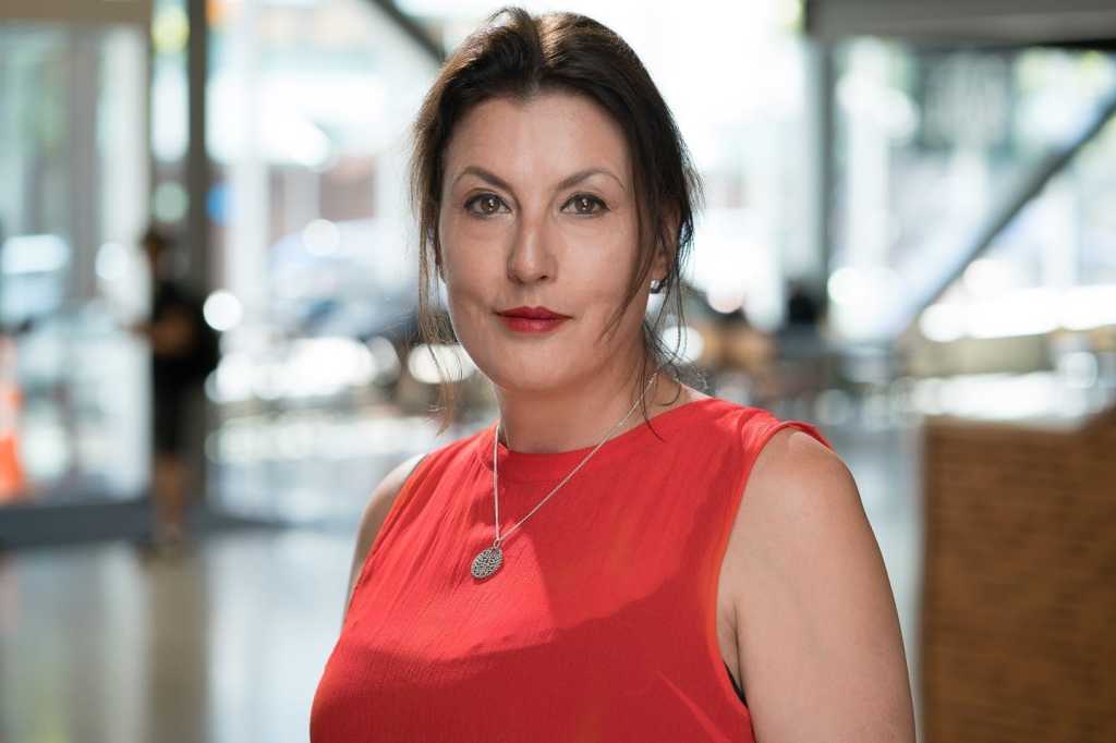 liz gosling of aut