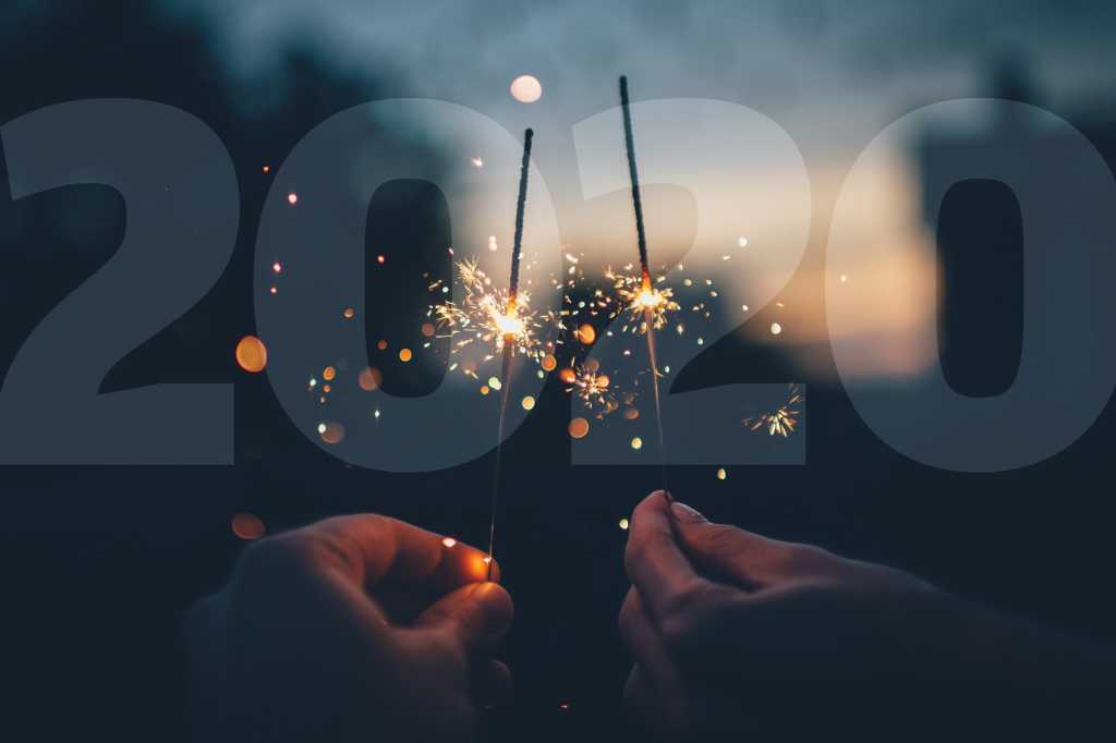 new years 2020 sparklers resolutions by ian schneider via unsplash