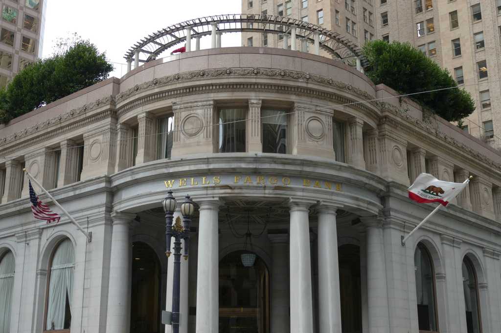 p1200575