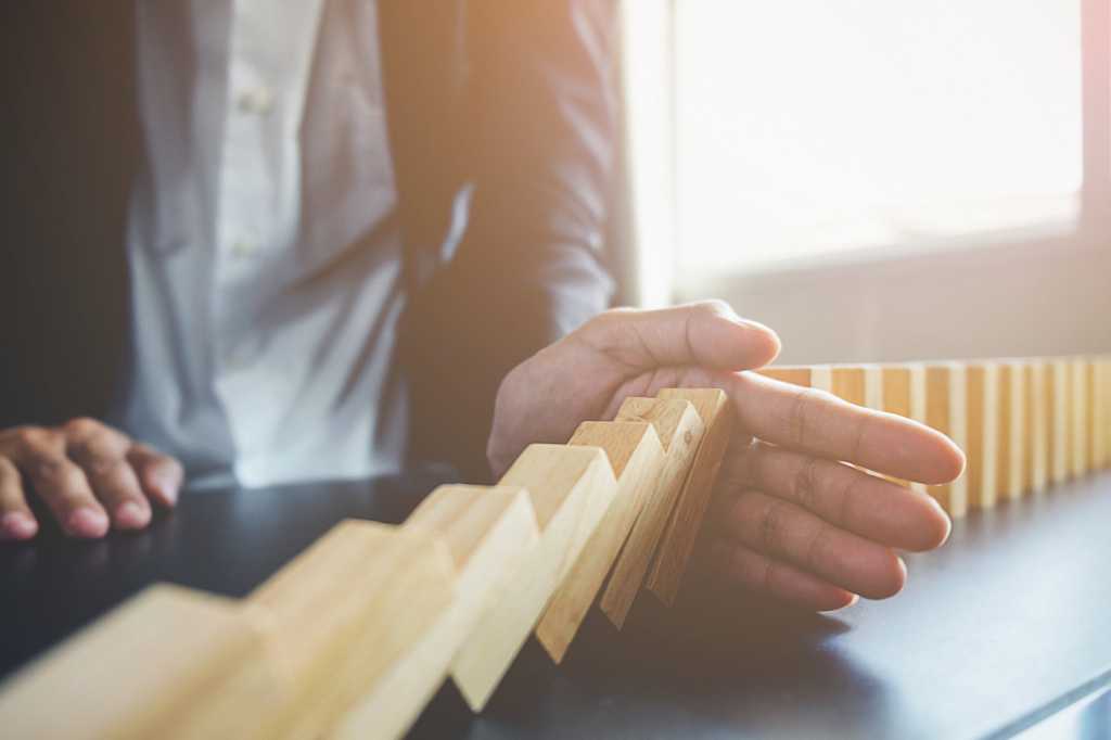 problem solve leadership risk change continuity