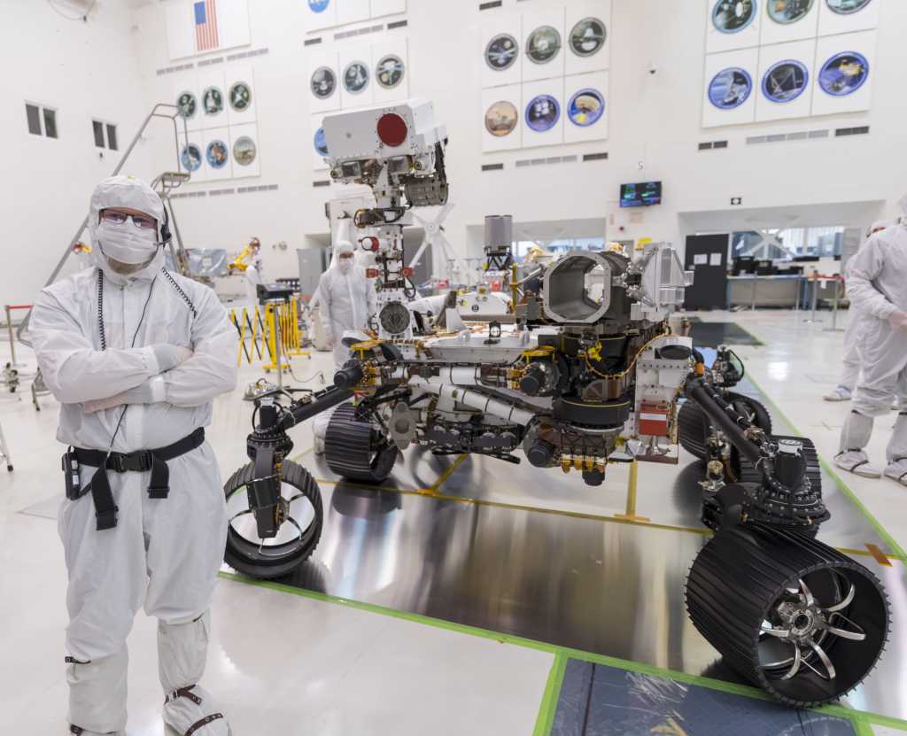 Rieber with Perseverance rover in High-Bay 1 Spacecraft Assembly Facility (SAF) clean room at JPL.