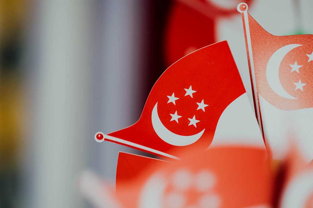 Flag  >  Singapore