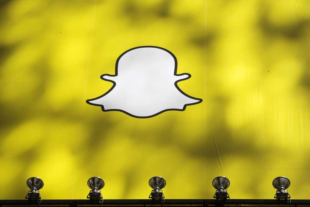 snapchat logo
