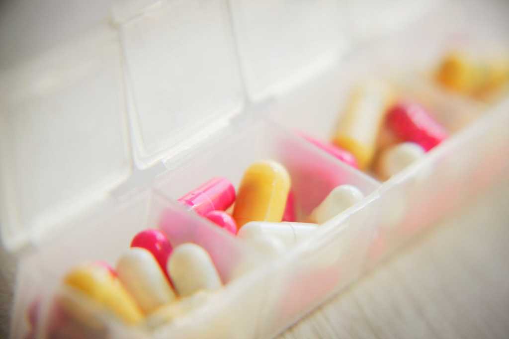 sort filter separate boxes daily pills