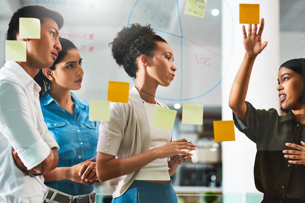 strategy / brainstorming / teamwork / collaboration / discussion