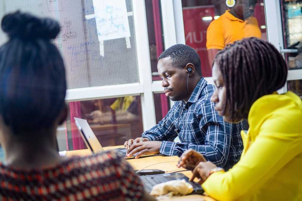 tunga team at work