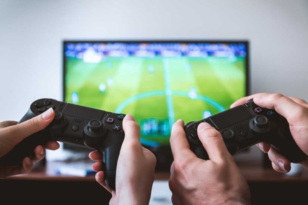 Game console