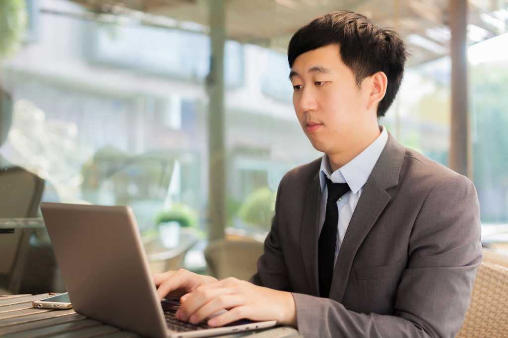 Japan office worker man male laptop notebook business