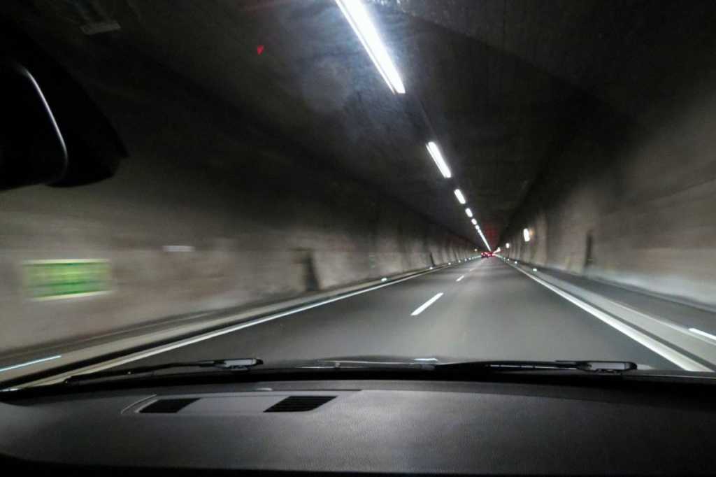 tunnel highway driving car roadmap