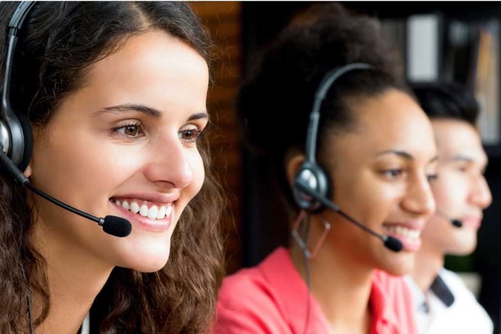 women call center