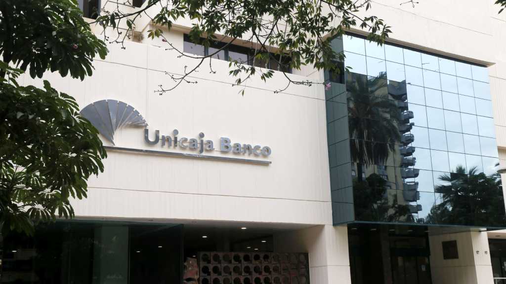 Unicaja optimiza su plataforma tecnológica.