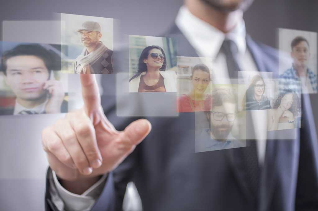 human capital / recruiter / recruiting / recruitment