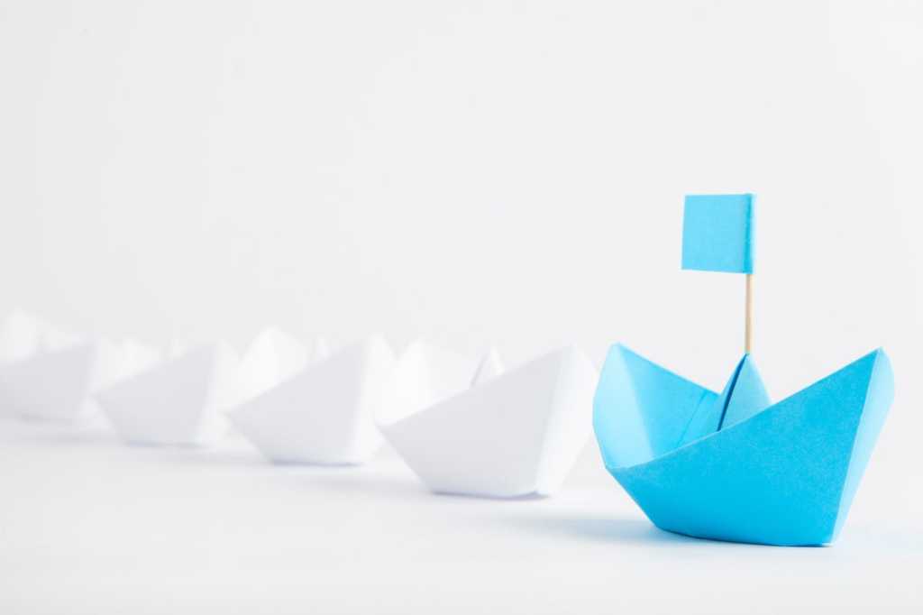 origami boats leader vision unique journey team