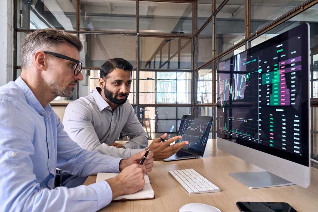crypto traders brokers stock exchange market investors .