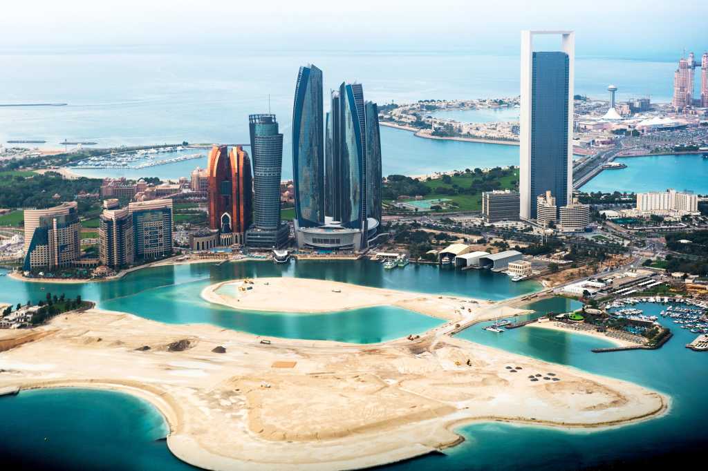 CIO | Middle East > UAE / United Arab Emirates > Abu Dhabi > Cityscape / skyline / aerial view
