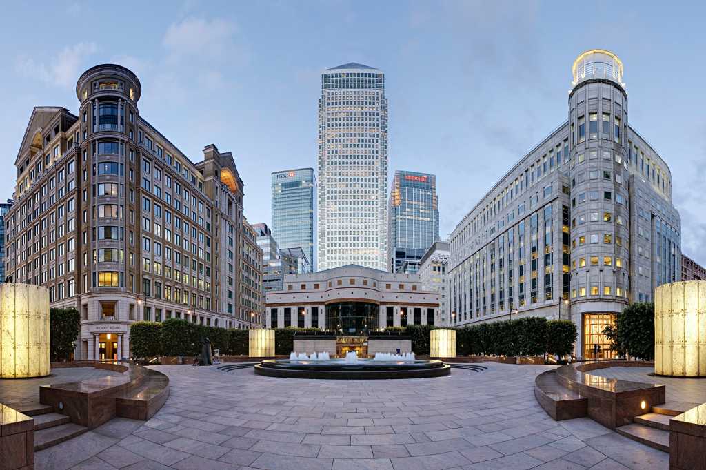 UK | United Kingdom > England > London > Canary Wharf, east view from Cabot Square