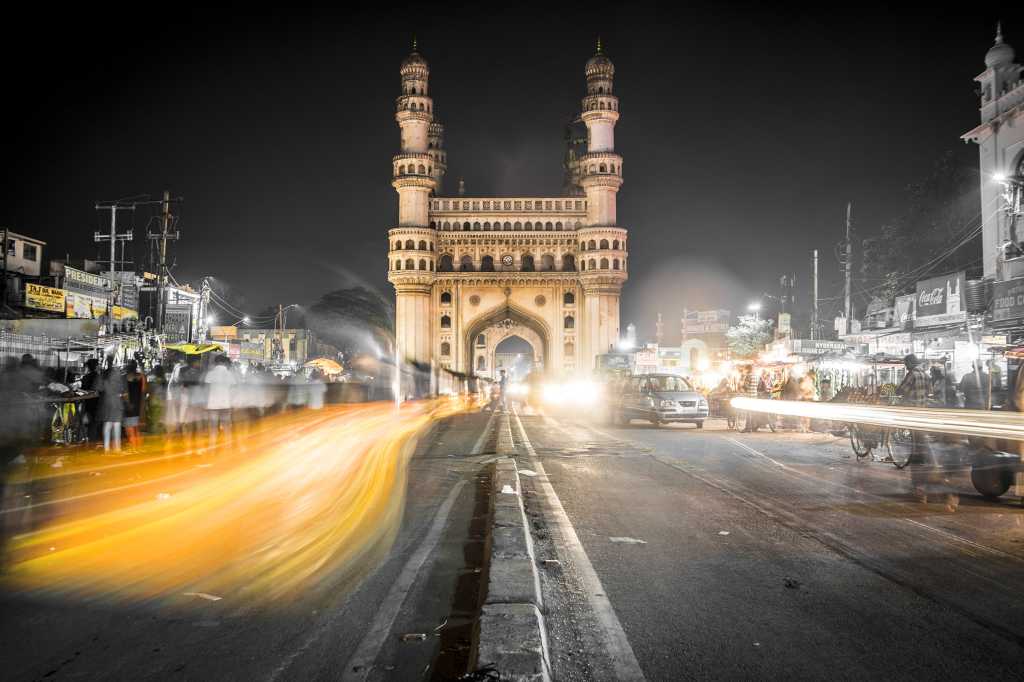 India > Hyderabad > city center / landmark / Charminar Mosque