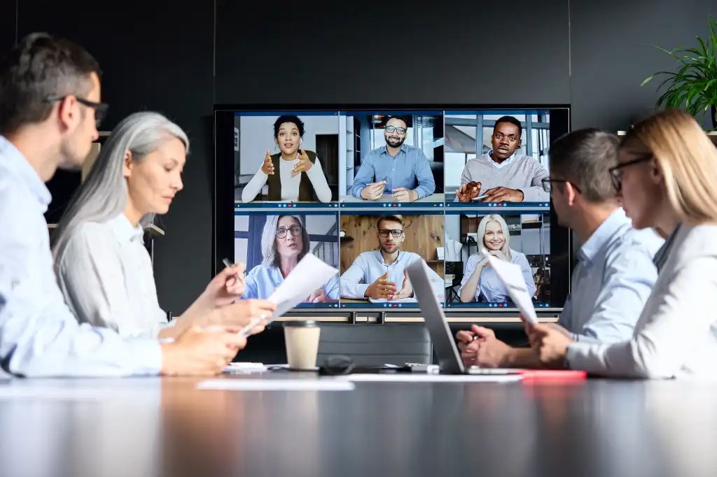Experience a robust end-to-end platform now for remote connectivity and support with TeamViewer